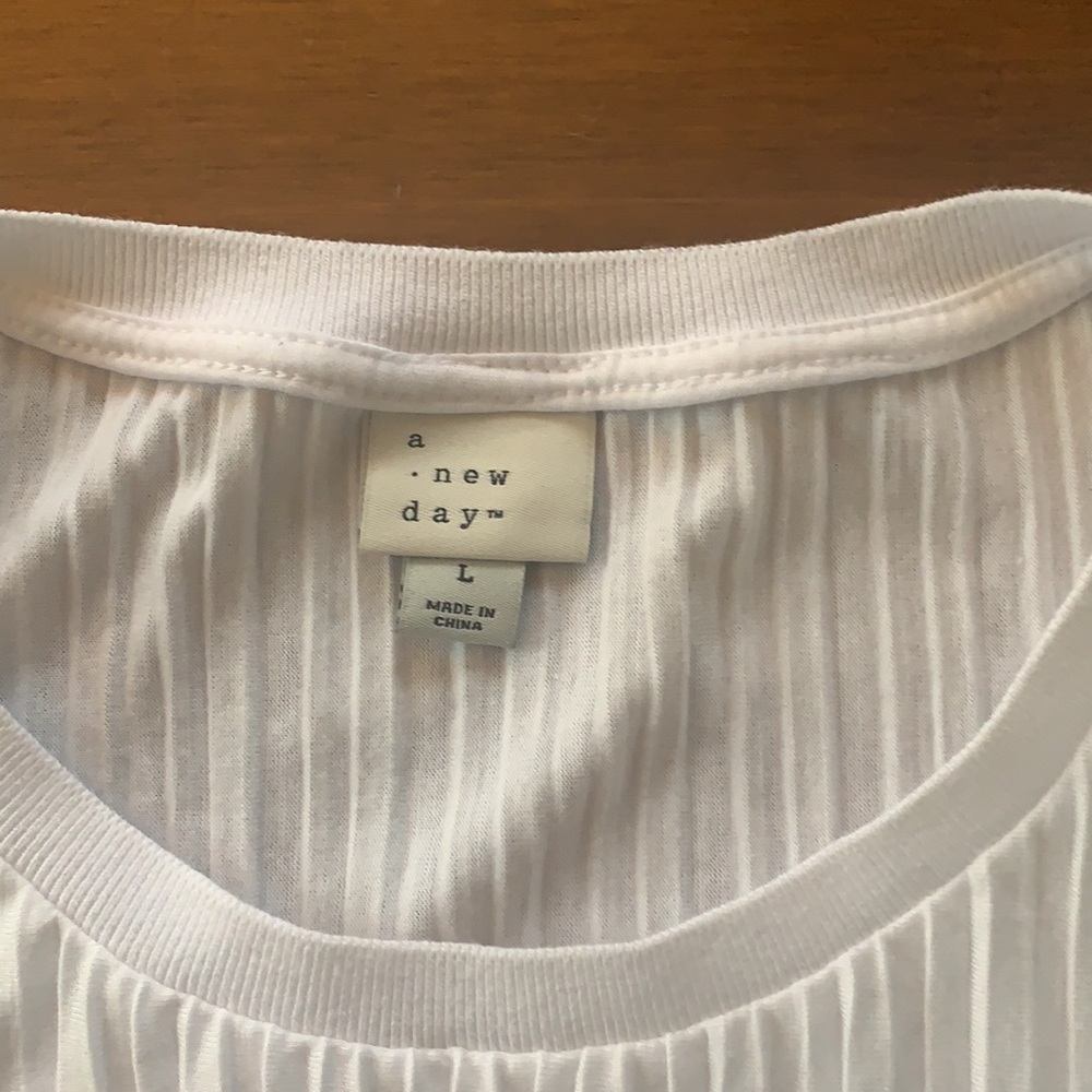 a new day blouse - Picture 4 of 11